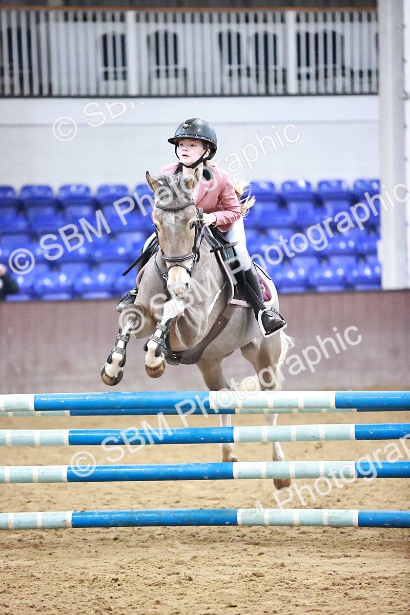 SBM_001816 - Class 9 - Pony Intro 75cm