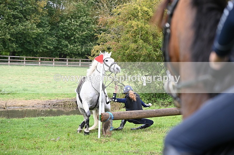 WJ6_4444 - Time at Photographer 11:57 to 12:14