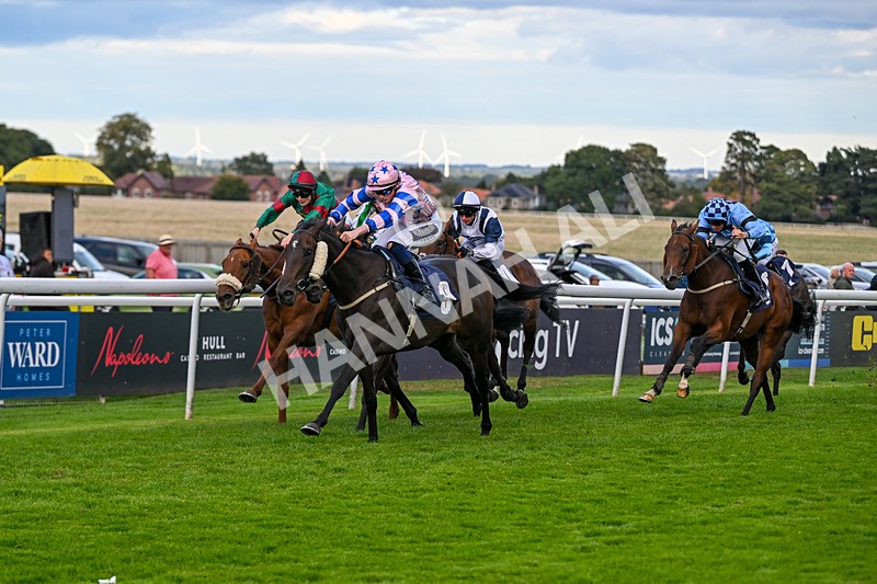 160926-Race 7-Star Suepreme-1855 - Race 7 5.20pm Hurn Handicap (Div I)