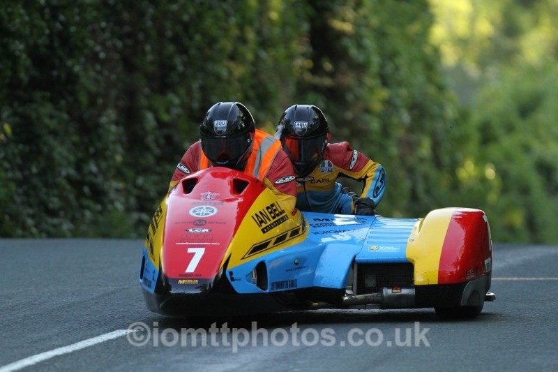 Ian Bell / Carl Bell* Yamaha / Ian Bell Motorcycles - Friday Practice - Sidecars
