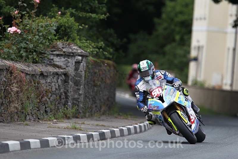  - Superstock Race