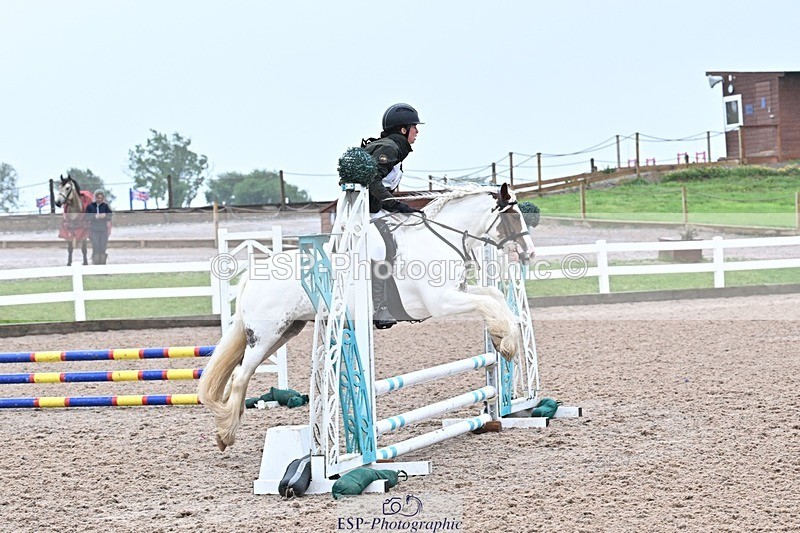 250527-154629-00081 - Clear Round and60cm