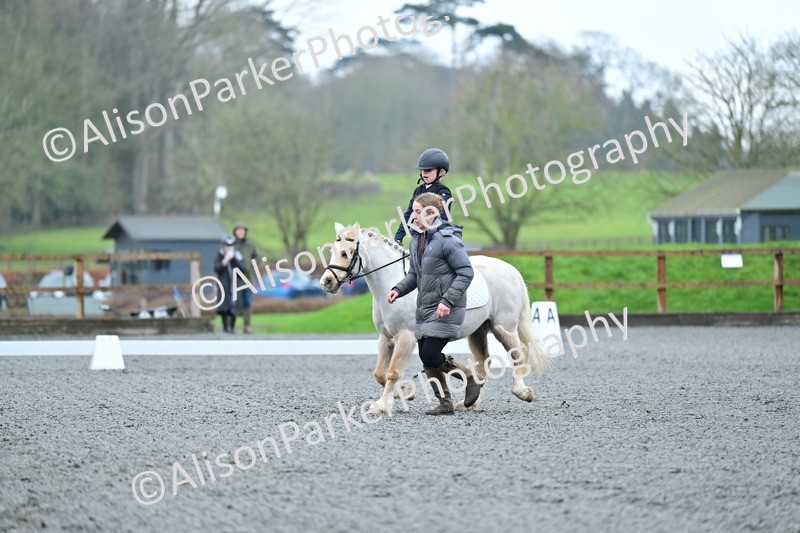 20260125-0839 - Class 9a - Walk Trot Assisted