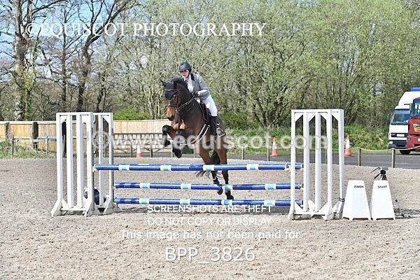 BPP_3826 - CLASS 3 FRI Senior British Novice/ 90cm Open