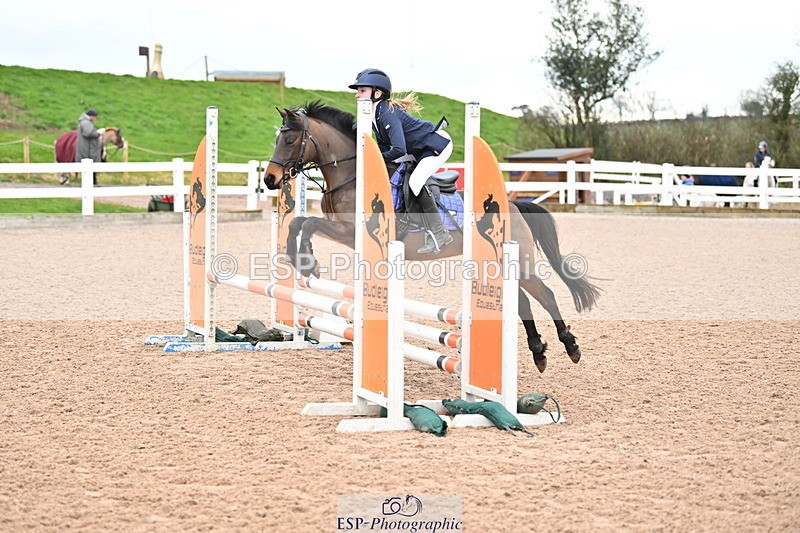 240309A-100916-00031 - Cls 1 Pony Intro 70cm