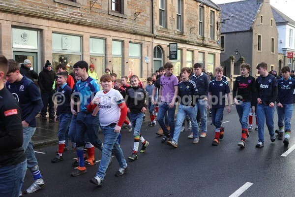 AA076358 - New Years Boys Ba'