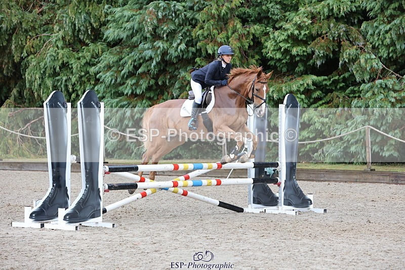 250829A-115257-01495 - Cls 7 British Novice and 90cm