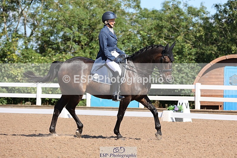 240816A-101106-02834 - 203-victoria.Young-Donizetti.ll