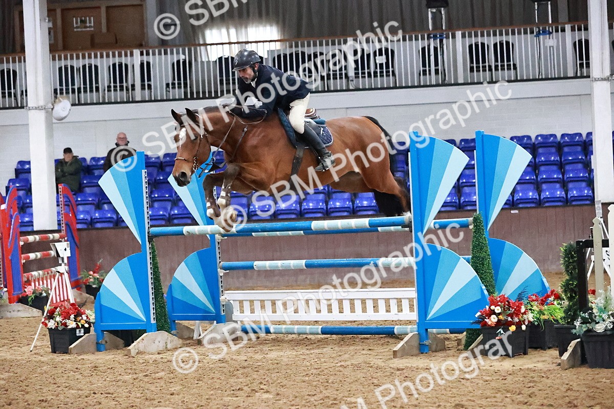SBM_001595 - Class 5 - Senior Foxhunter 1.20m