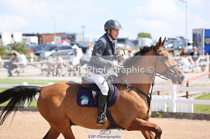 240718A-123928-05152 - Cls 9, 1 Star Bronze Tour 1.10m