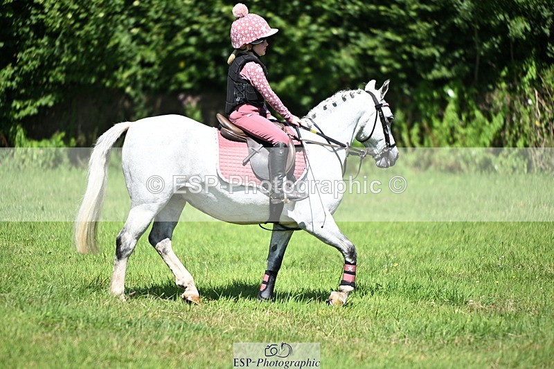 240729B-141631-02681 - Abbie's Group XC