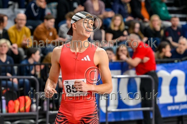 CEInv26-913632 - Track Male Set Two