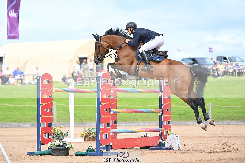 230721A-151640-07149 - Cls 10, 2 Star Big 1.45m Start to break