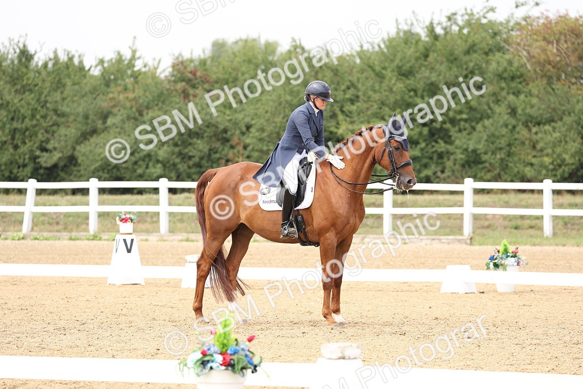 SBM_007542 - Class 9 - FEI INT I - 14.57-15.45