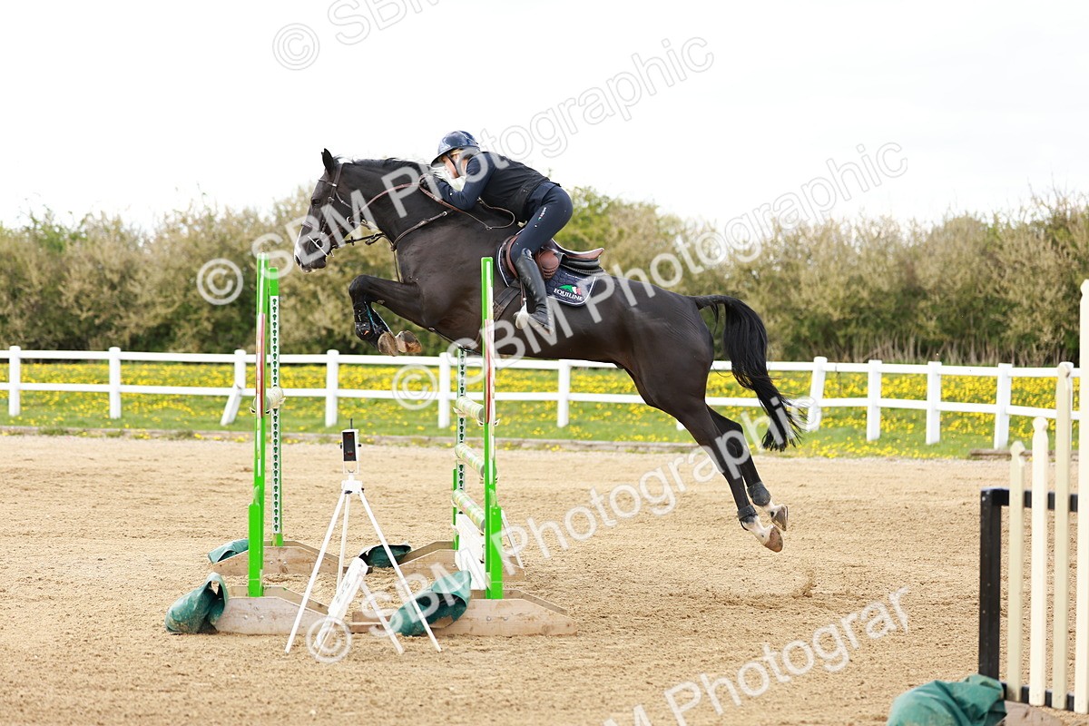 SBM_002669 - Class 5 - Senior Foxhunter - 1.20m