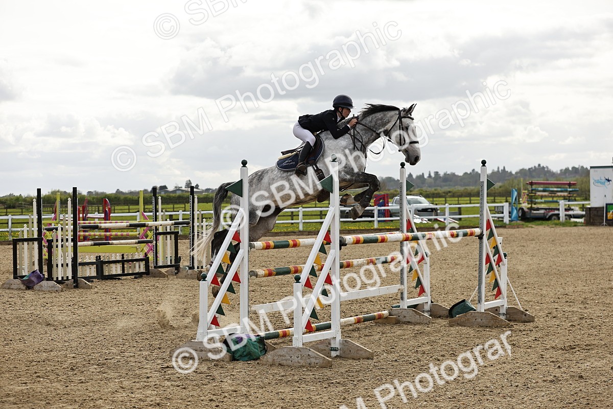 SBM_001504 - Class 5 -Senior Foxhunter - 1.20m