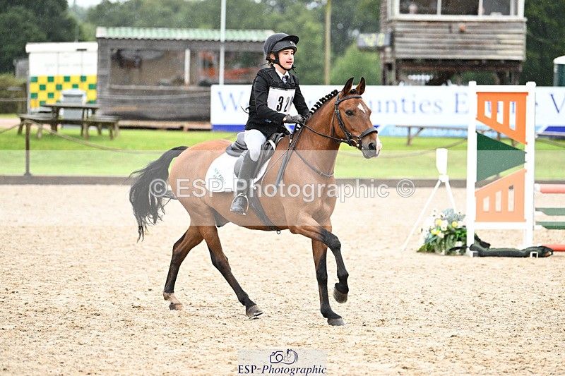 240824X-103728-24851 - 70cm Round 2 10.30 to 12.10