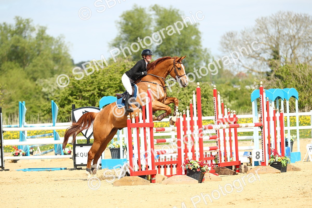 SBM_001352 - Class 5 - Senior Foxhunter 1.20m