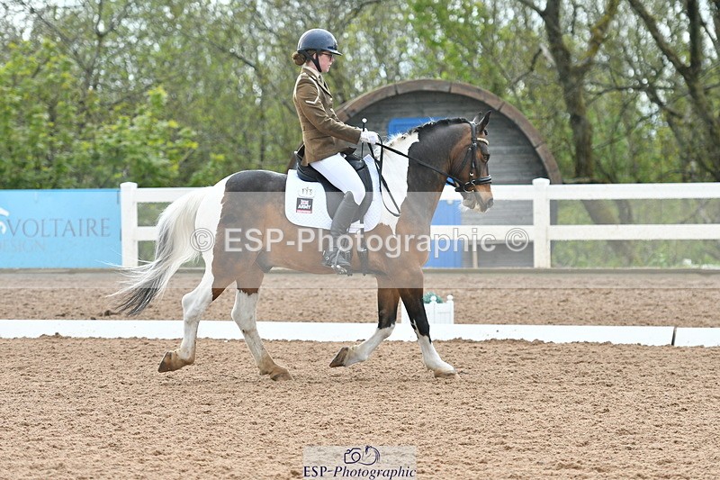 230511A-140929-00911 - BD Cls 11 Medium 75