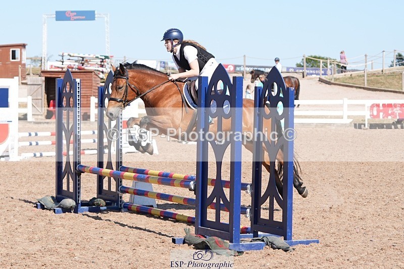 260811-161553-00103 - Cls 3 and 4 Club and Schools 60cm