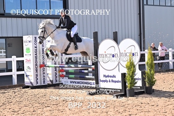 BPP_2032 - CLASS 3 - FRI - Senior British Novice/90cms Open