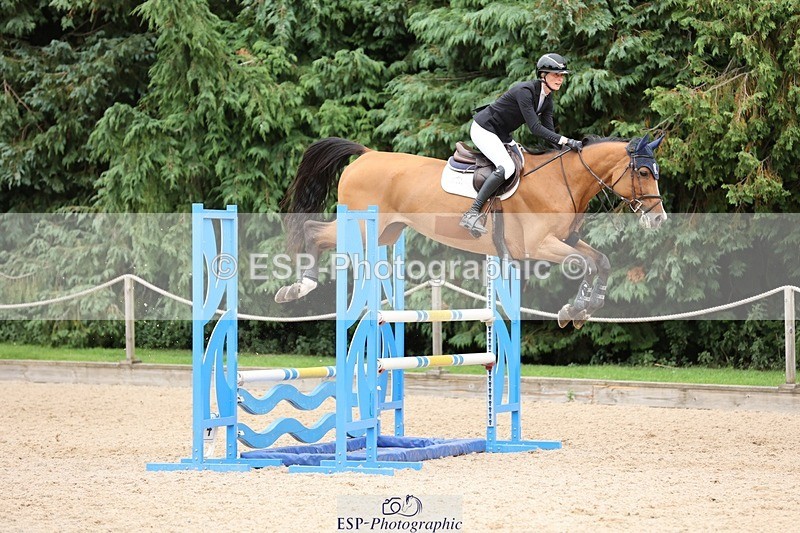 240817-160950-02503 - 06A Snr Fox 1.20m open