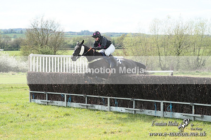 PtP 210425  860 - Paxford Races Easter Monday 21/04/25