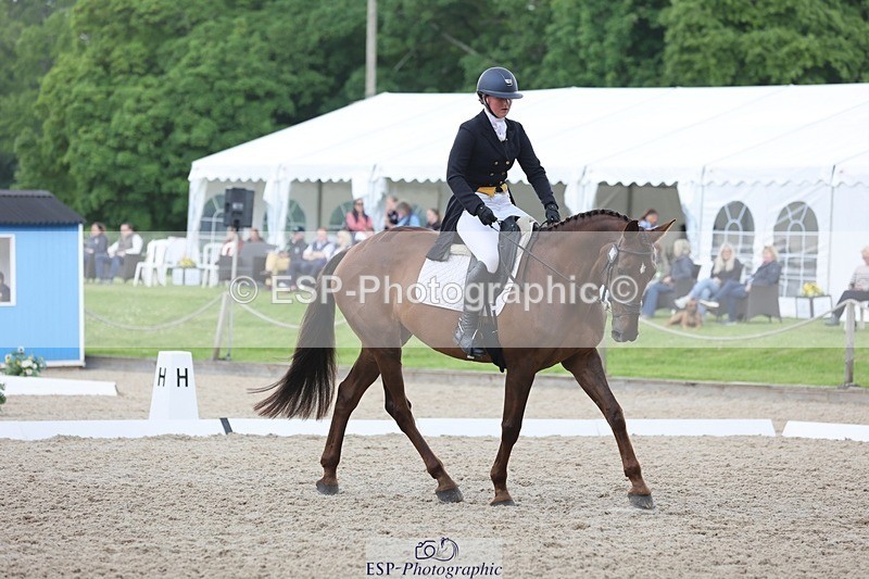 240524-141044-09683 - 279-MHF_LADY-Poppy_von_Maltzahn