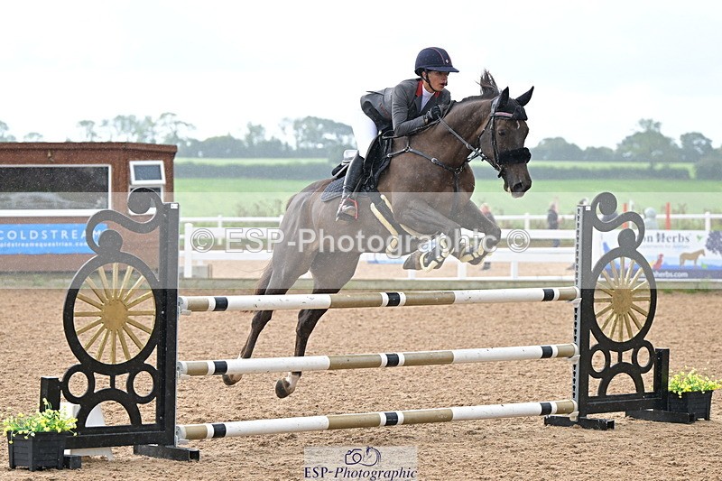 240912A-110812-01105 - Cls 9 Snr Discovery and 1m Open