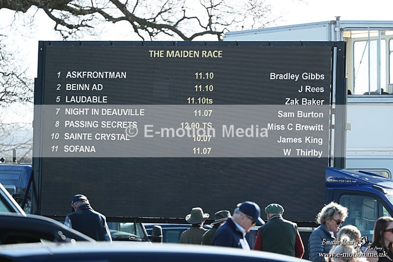 PtP 210326 894 - VWH Cirencester Races 21/03/26