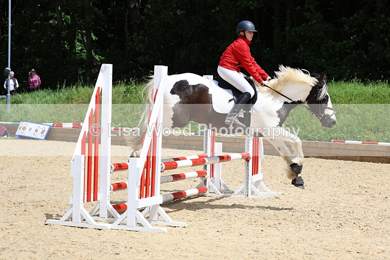 3E7A2597 - Class 4: 70 -75cm Part B