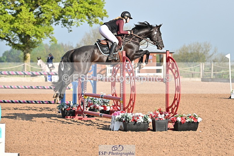 240512A-083131-16407 - Cls 47 Snr 1.20m Open