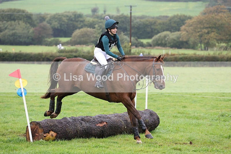 1X9A1761 - Class 2: 70cm: Log