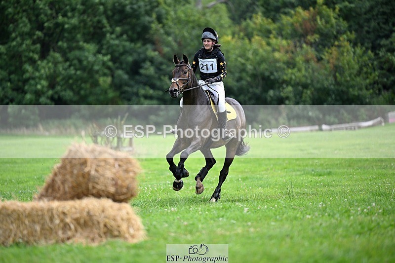 240803-135546-06741 - 211-Bethany_Hull-CARRICK_DIAMOND_OLIVER