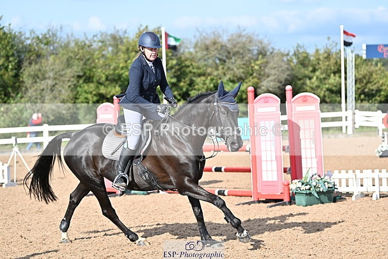 241004A-110032-01496 - Fri 07 Snr Brit Nov & 90cm Open