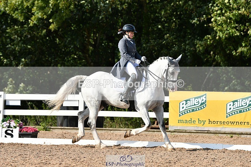 250906-164037-05200 - 059-Hannah.MacMillanBrookeborough.Lad