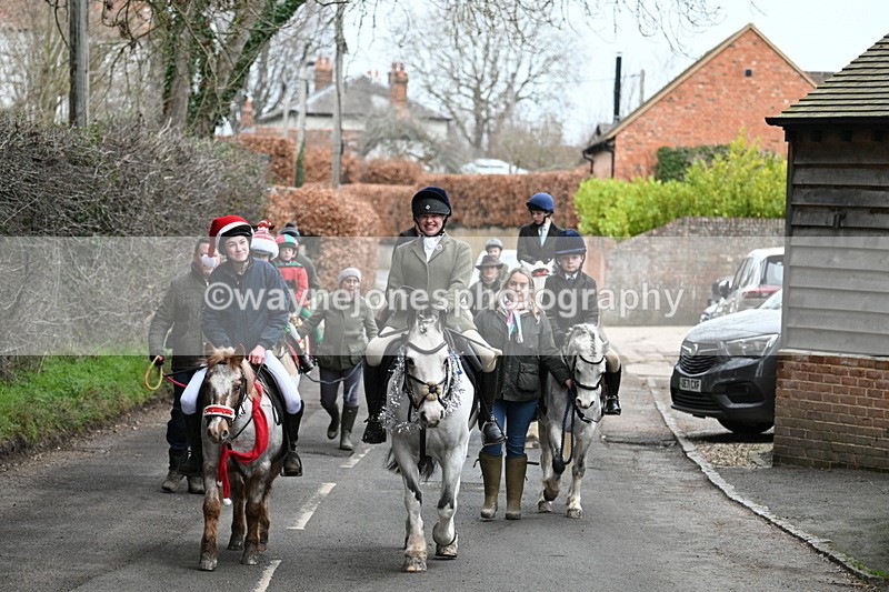 WJ7_1112 - Pub Corner
