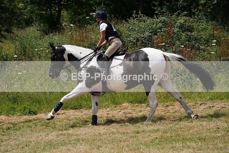 240630X-130406-7279 - 373-Maddy_Hand-LANGALLER_BLUE_MOON