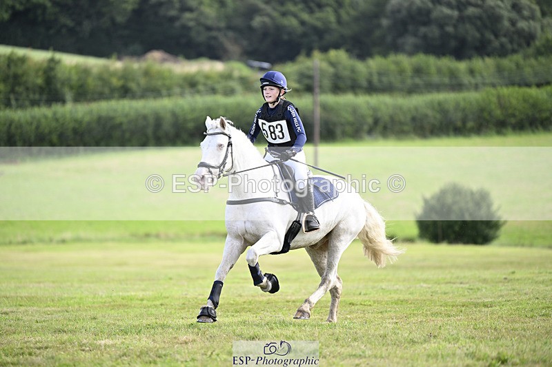 240825X-110043-31517 - 70cm XC 10.00 to 11.00