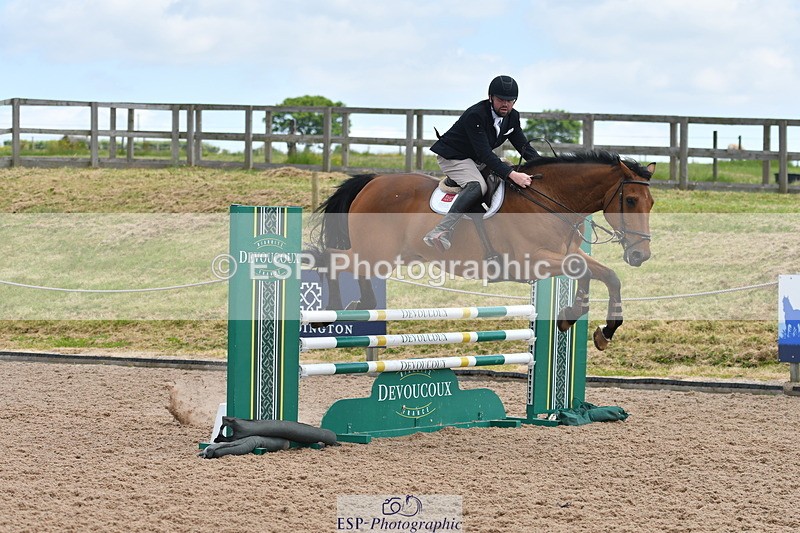 240609A-112354-04545 - Cls 17 Snr 1.05m Open