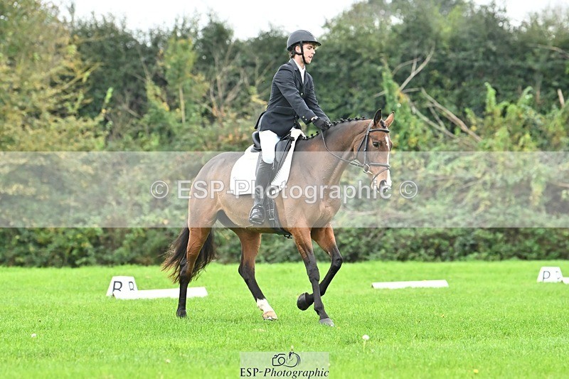 241024-133345-04142 - 327-Daniel.Hockey-JANE.CAMILLE