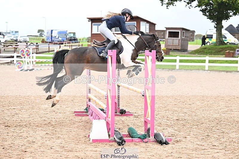 250920-151450-01738 - Cls 32 Stepping Stones