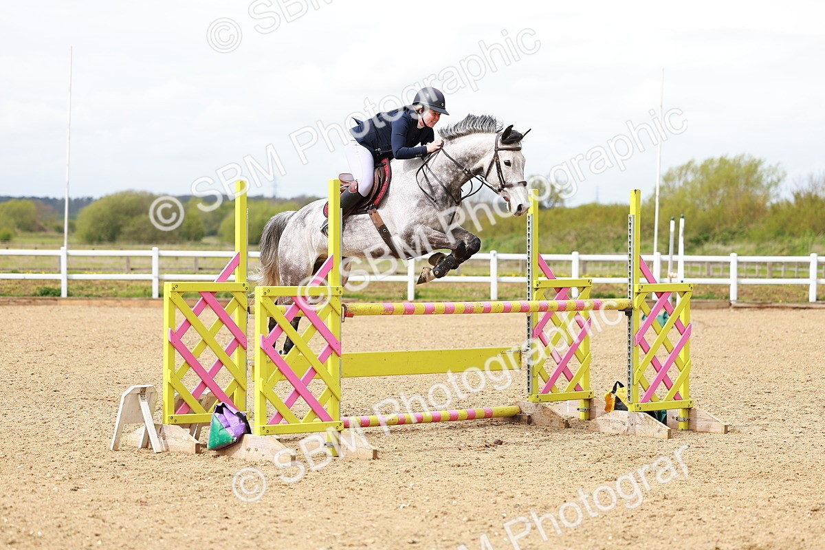 SBM_002435 - Class 10 - Senior Newcomers - 1.10m