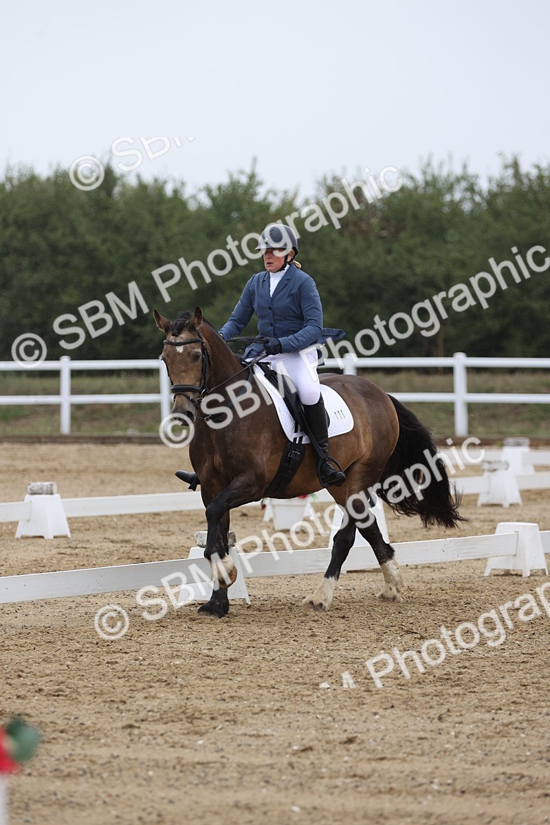 SBM_004452 - Class 9 - Novice 3 Champs