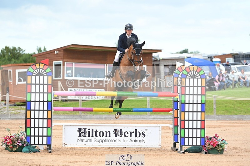 230721A-151716-07153 - Cls 10, 2 Star Big 1.45m Start to break