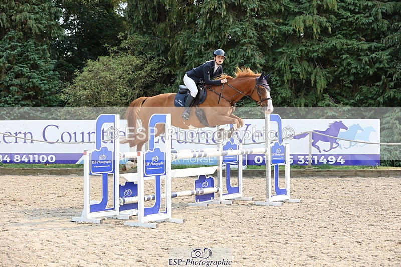 250816A-160909-02667 - Cls 9 Snr 1.10m Open