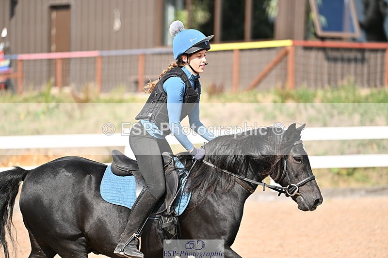 250821B-155355-00636 - Group B - Danielle