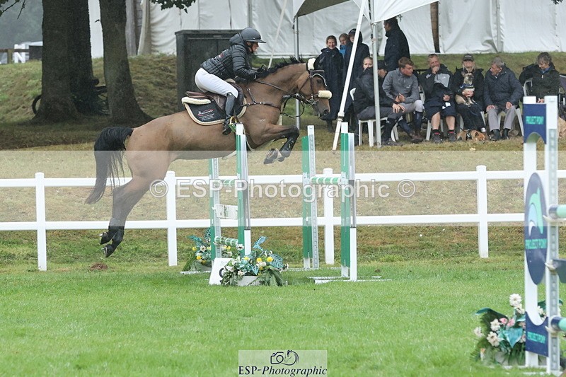 250830A-140744-06889 - Cls 16 Snr Newcomers and 1.10m Open