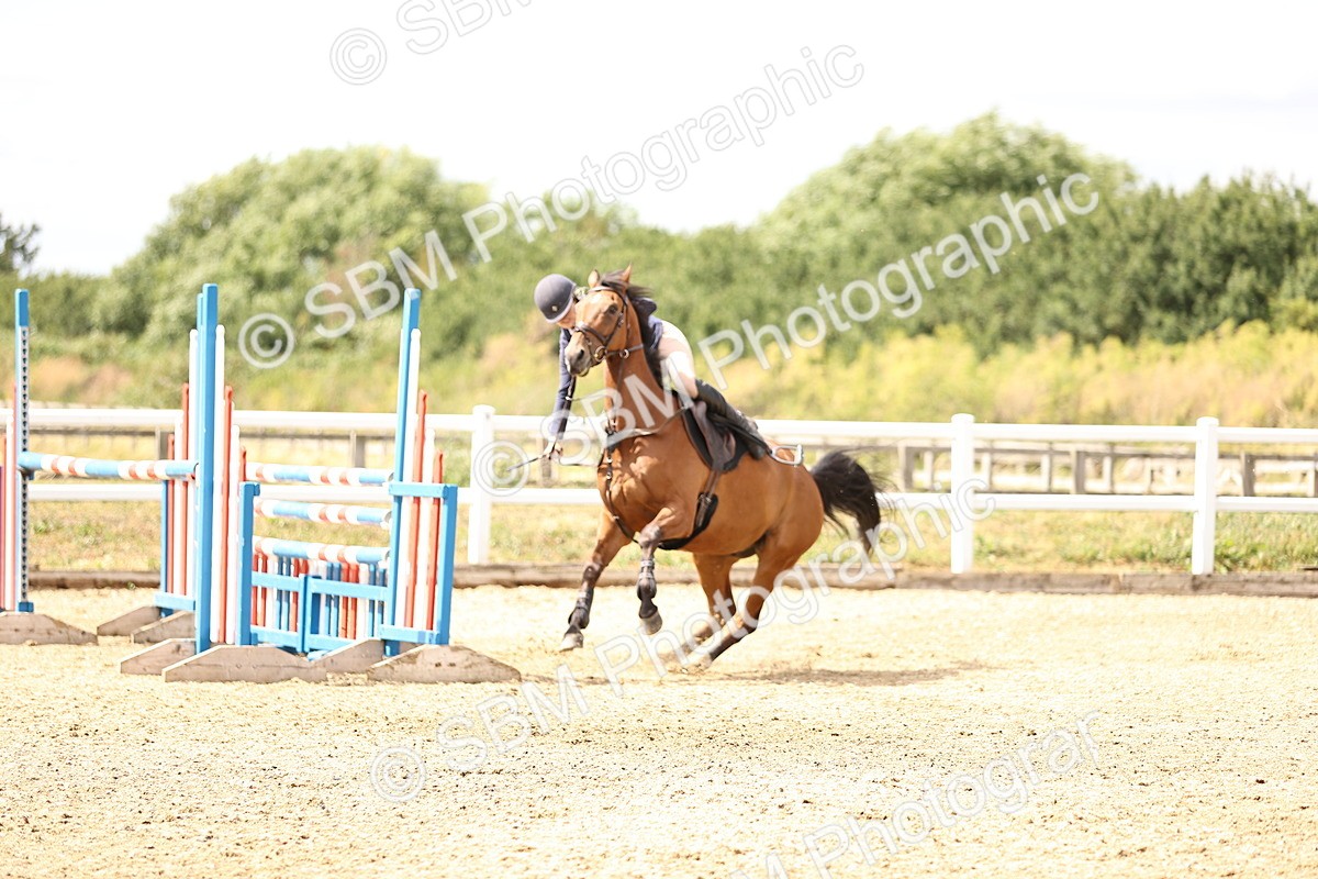 SBM_001271 - Class 6 - Senior Newcomers - 1.10m