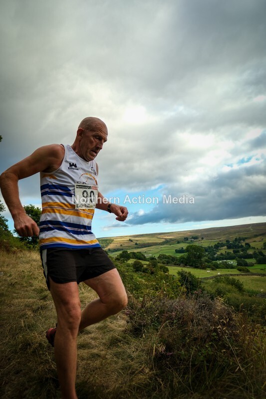 DSCF5464 - Reeth Fell race seniors